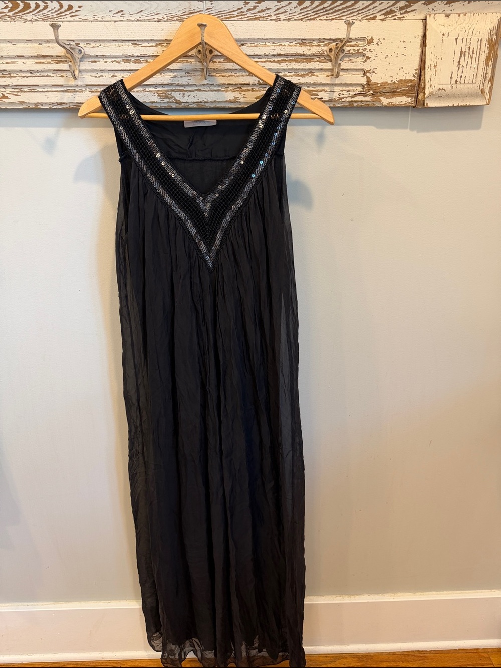 Baci Italy Silk Black Sleeveless Beaded V-Neck Maxi Dress Size Medium